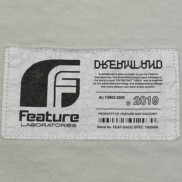 Feature x Saucony Greetings From Dreamland USA T Shirt UFO White Tee XL X-Large - Picture 9 of 12